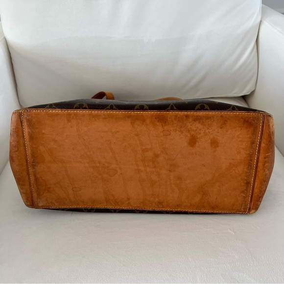 Louis Vuitton Monogram Cabas Mezzo Tote Bag - Picture 5 of 15